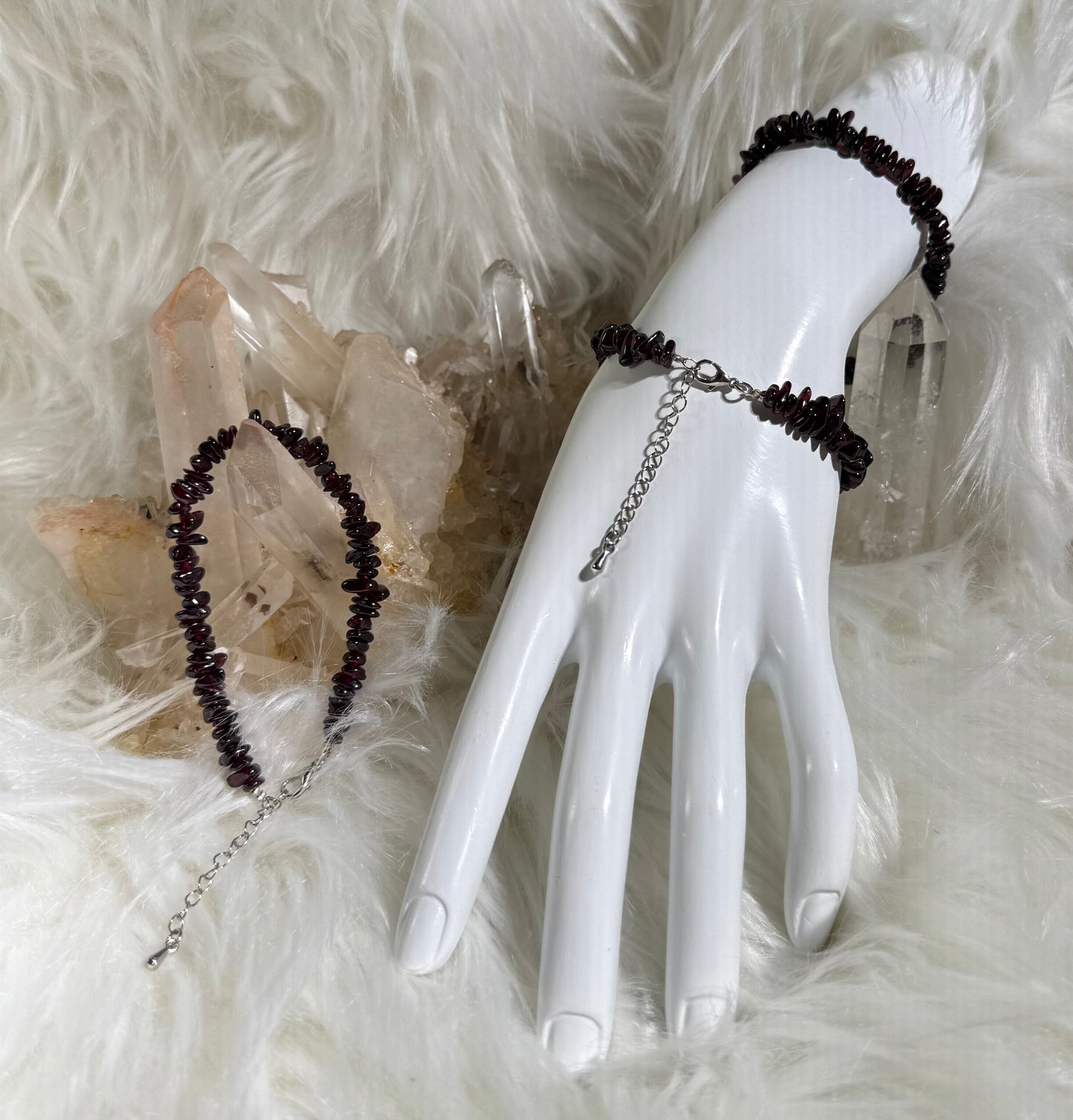 Garnet Chips Bracelet